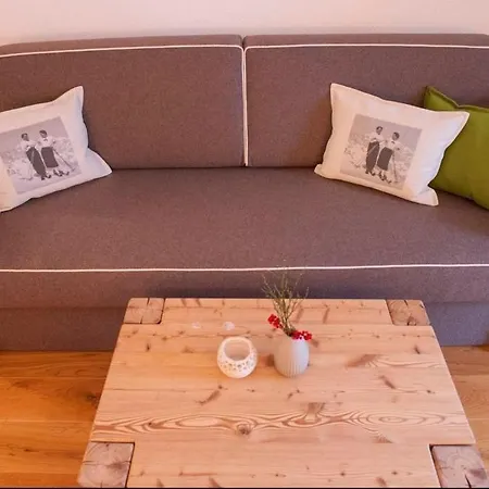 Omeshorn Anno 1593 Apartmán *